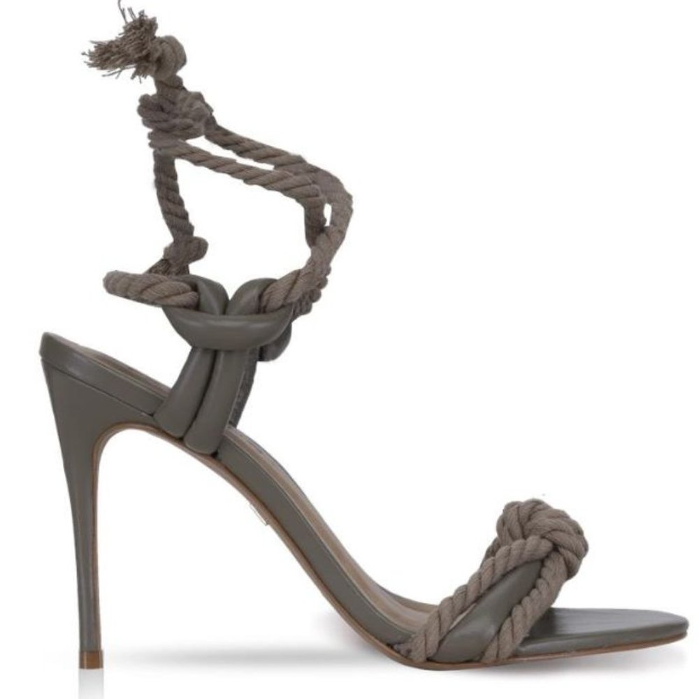 Carrano Daisy Heels in Tabacco